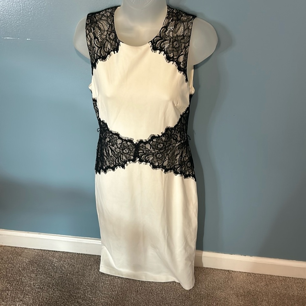 Sexy and classy Bebe midi dress
